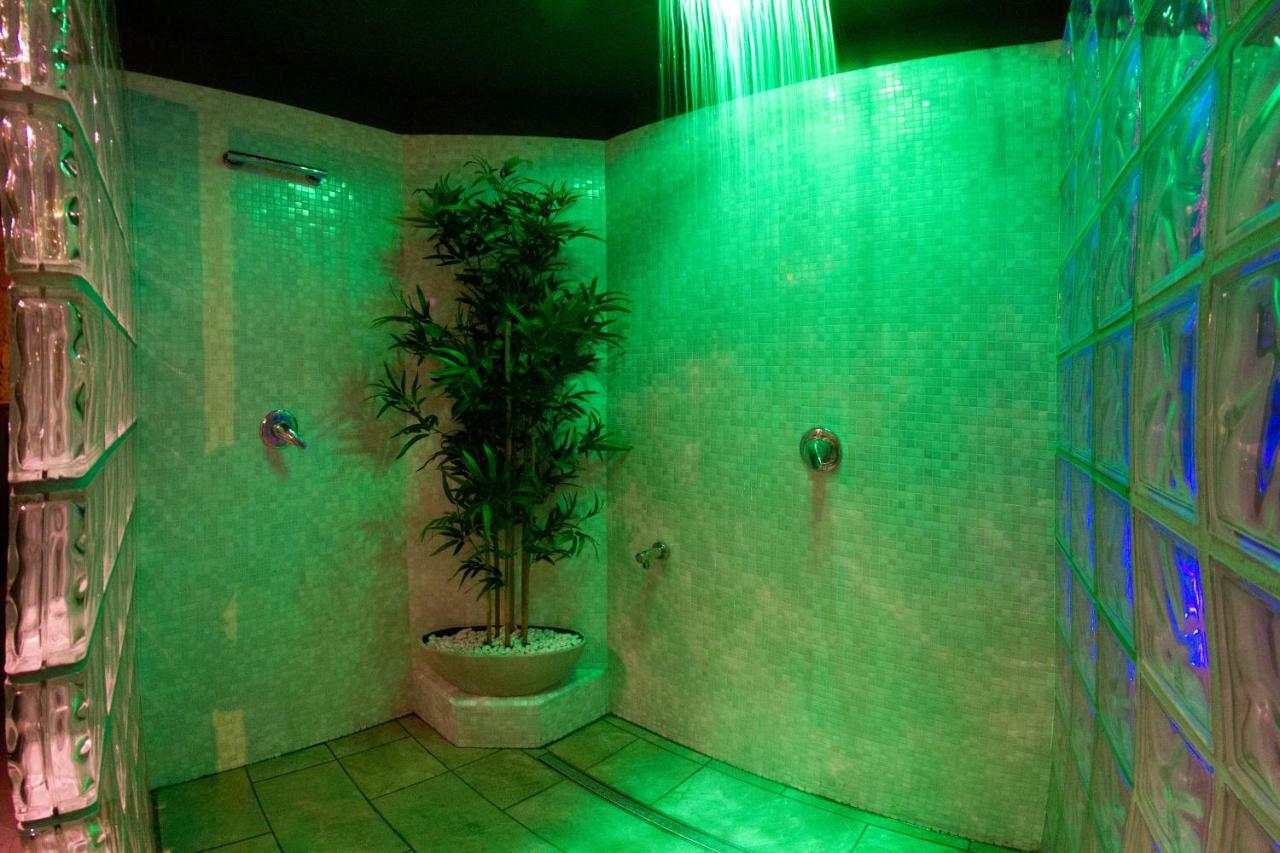New Emotion Room Trieste Esterno foto